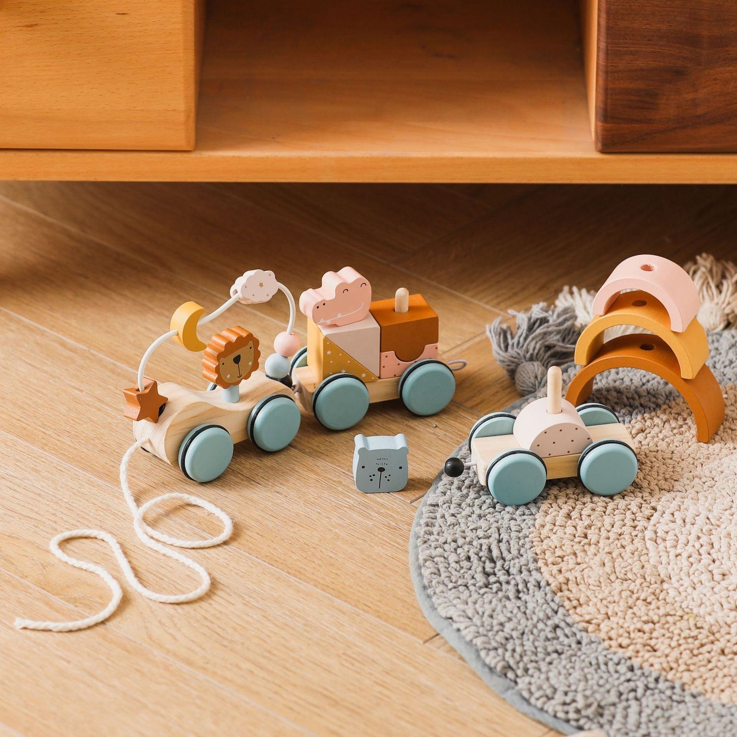 Baby Spielzeuge Holz & Baumwolle – handgefertigt
